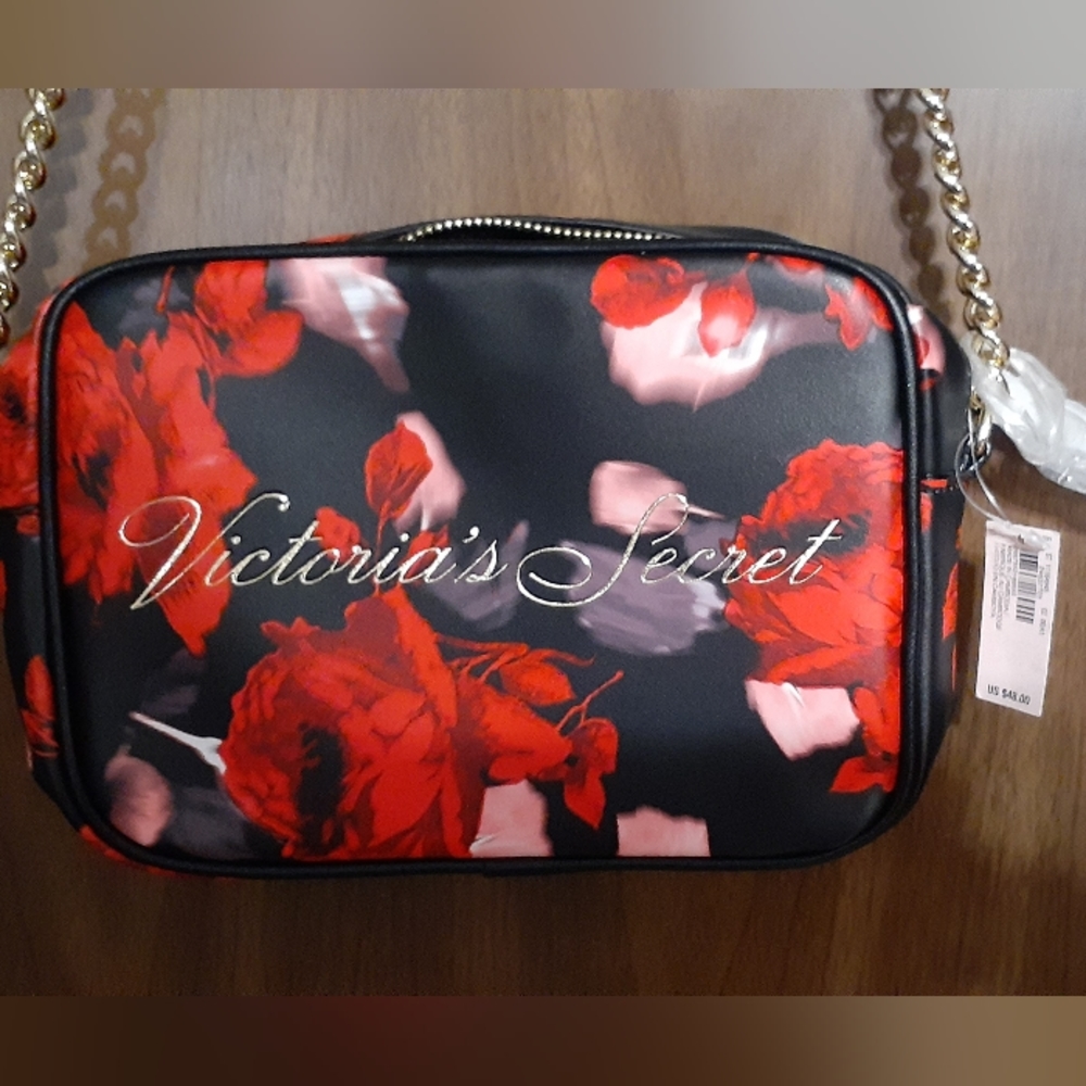 New with tags Victoria secret bag